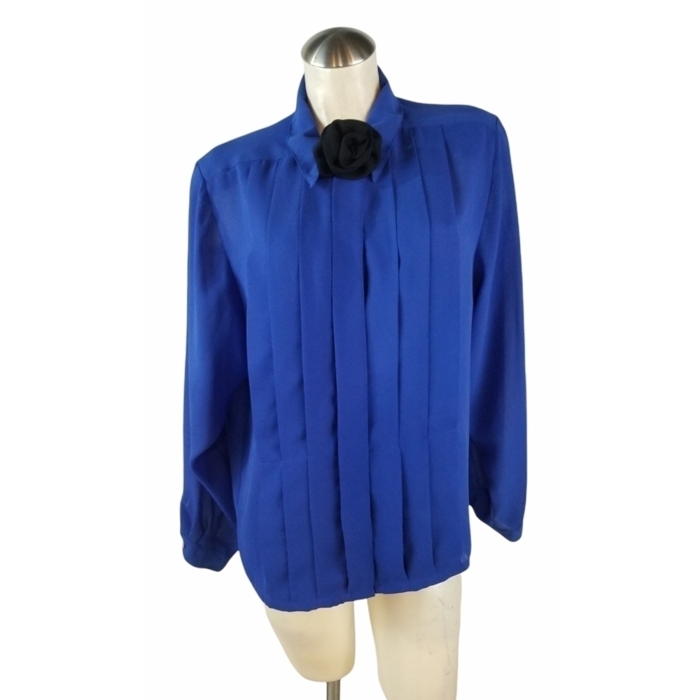 Vintage Josephine Size 10 Blue Button Up Shirt